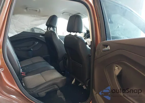 2017 Ford Escape Titanium z USA, uszkodzony, nr VIN 1FMCU0JD0HUE22563